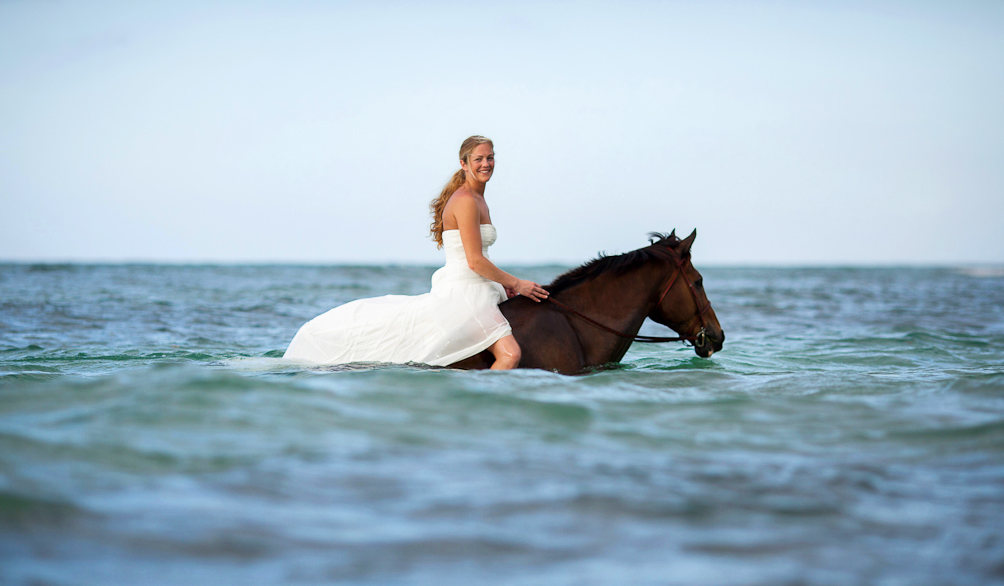 Trash the dress photos