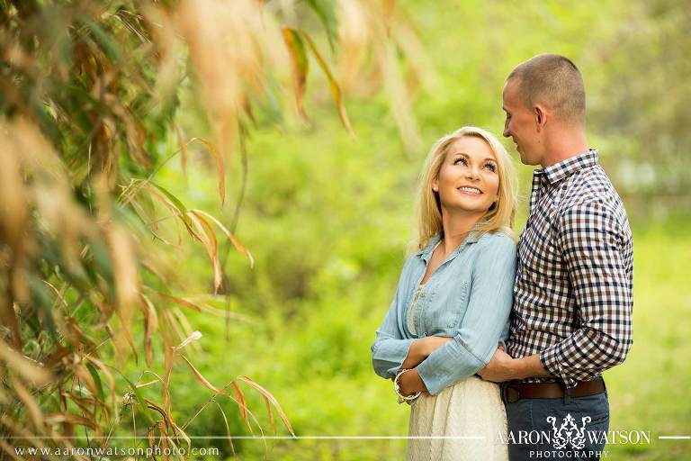 romantic engagement pictures