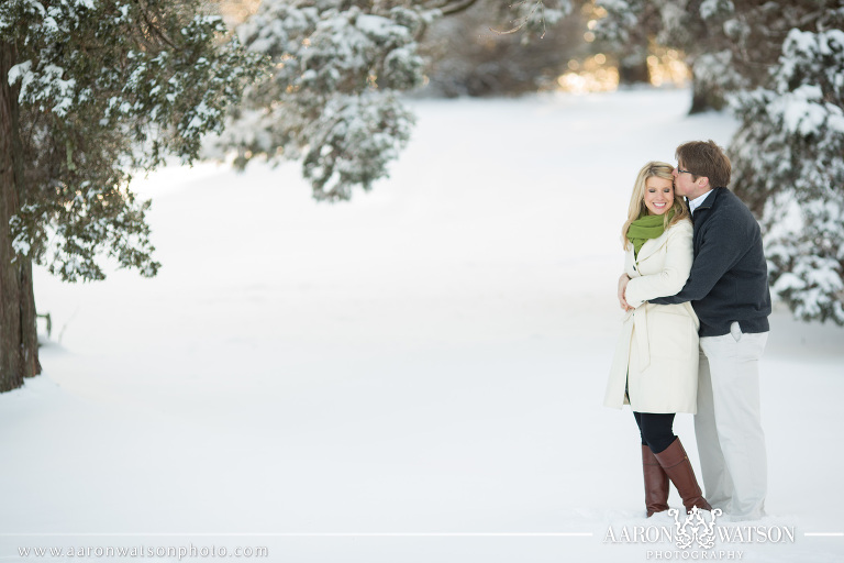 winter wedding couple