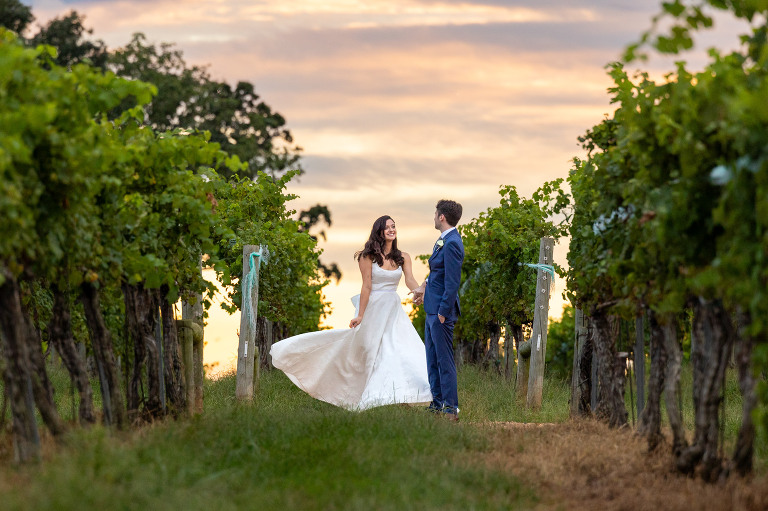 keswick vineyards bride and groom sunset photo ideas