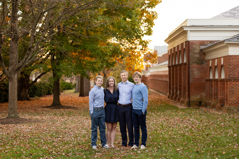 University of Virginia Family photo session ideas